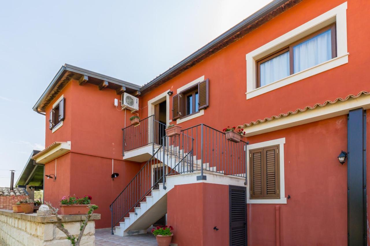 Villa Stefy Apartments Avola Exterior photo